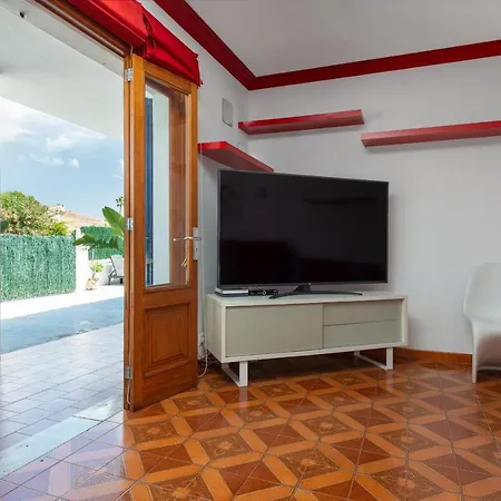 בית נופש Faisan Con Piscina Privada אלקודיה