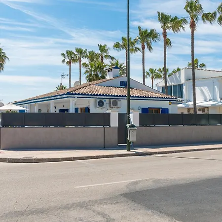 בית נופש Faisan Con Piscina Privada אלקודיה
