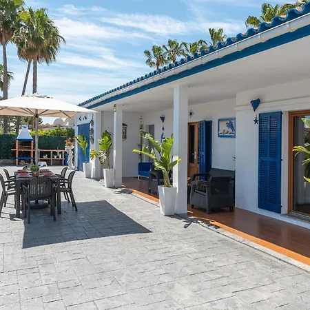 בית נופש Faisan Con Piscina Privada אלקודיה