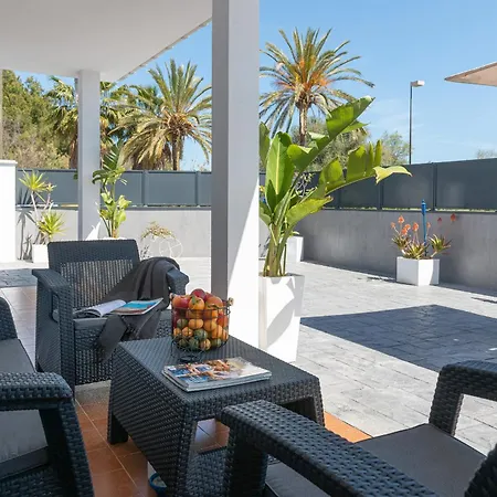 Faisan Con Piscina Privada * אלקודיה